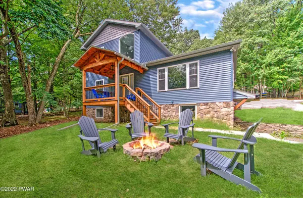 36 Elm ST,  Lakeville,  PA 18438