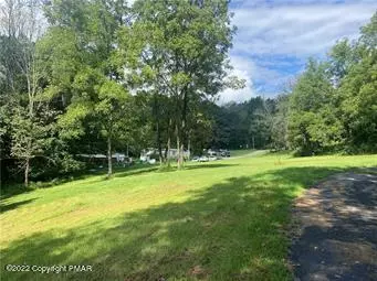 Mount Bethel, PA 18343,261 Schipps LN