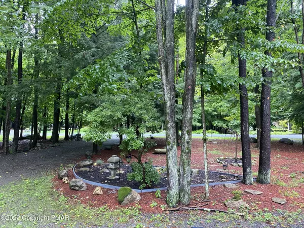 Gouldsboro, PA 18424,42 S Lehigh River Dr