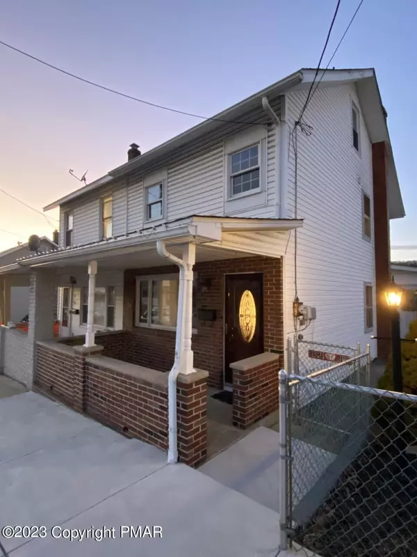 521 E Patterson ST, Lansford, PA 18232