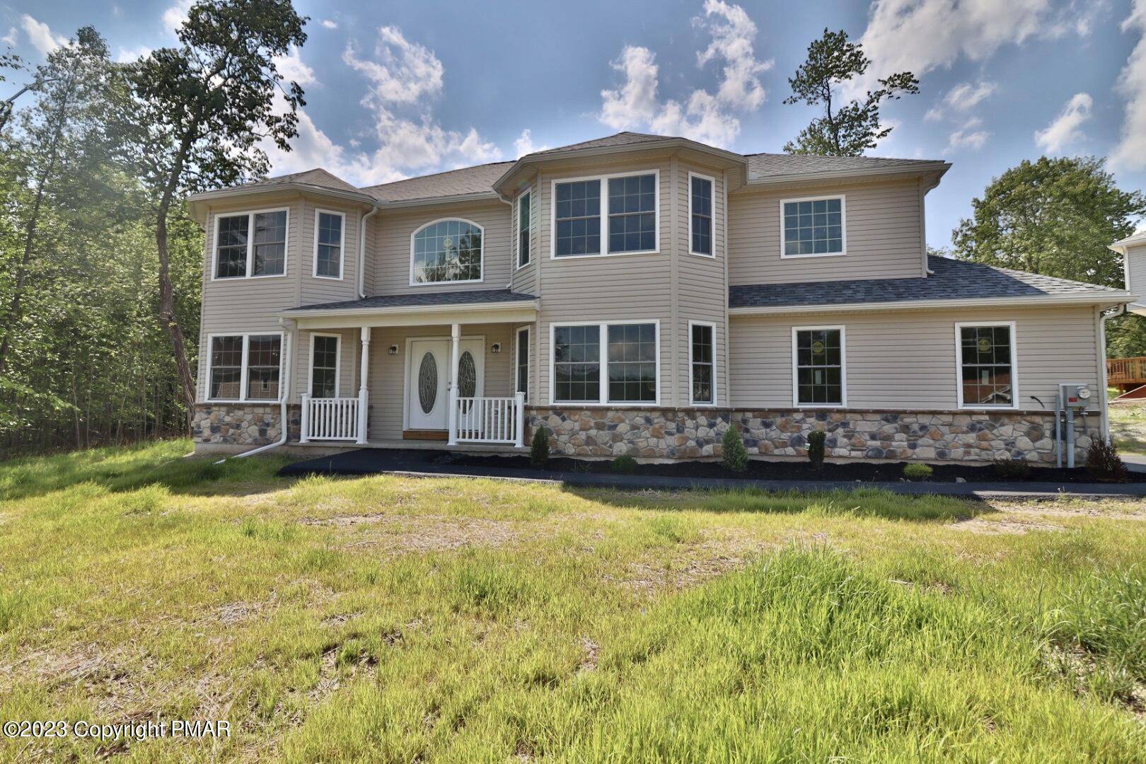 207 Reilly RD, East Stroudsburg, PA 18302