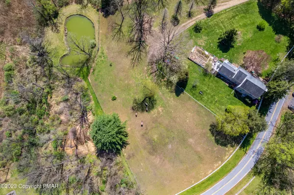 Mount Bethel, PA 18343,541 Jacoby Creek RD