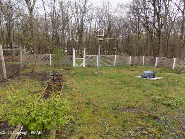 Albrightsville, PA 18210,107 Buckhill RD