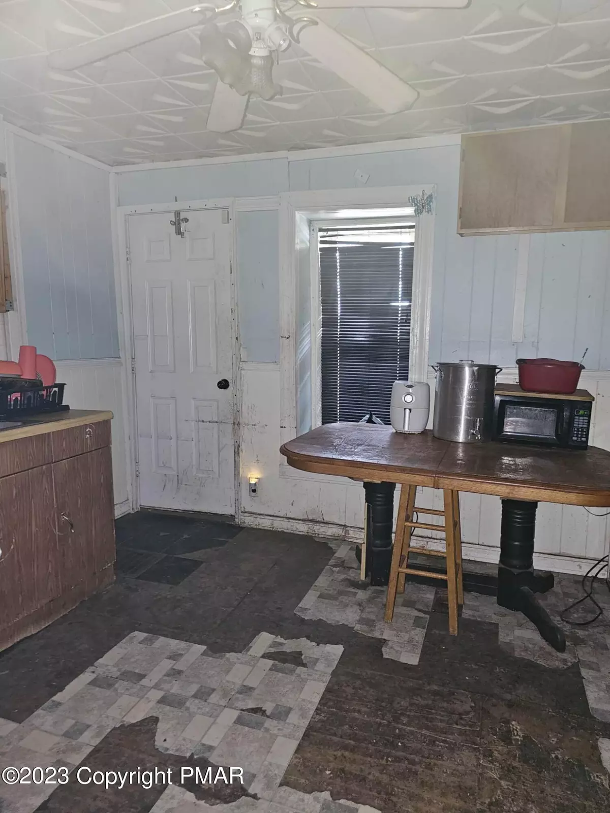 Tamaqua, PA 18252,4 CHERRY ST