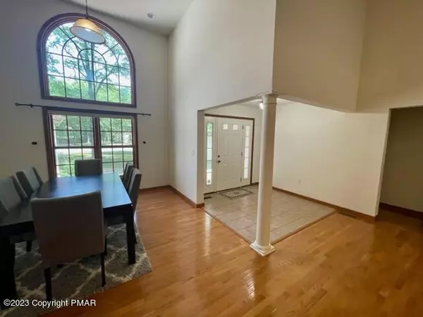 Tamiment, PA 18371,215 Swartsburo DR