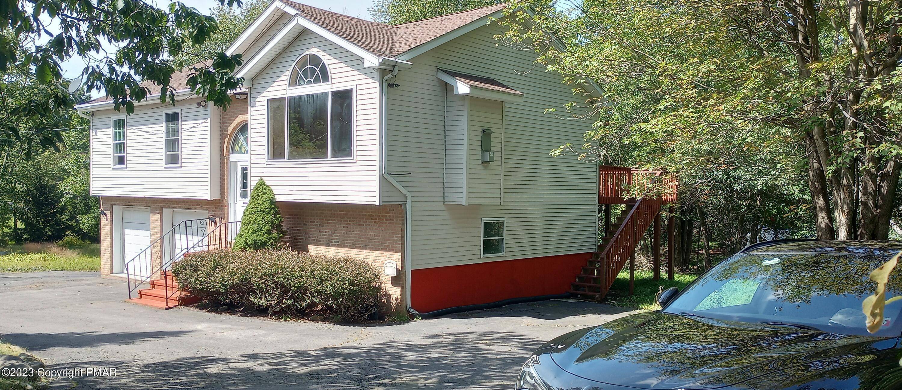 127 Yellow Birch LN, Long Pond, PA 19335