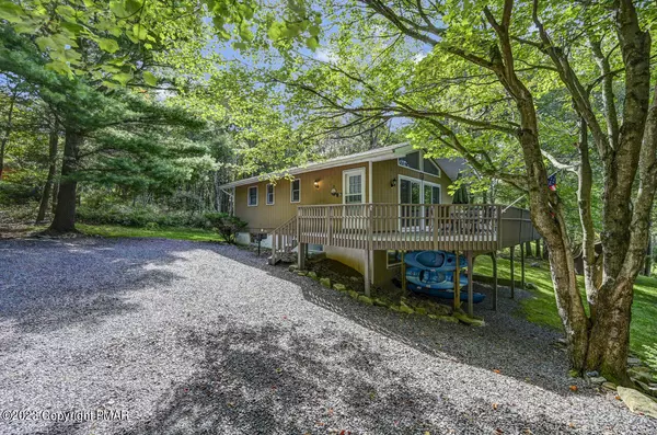 1046 Clover RD, Long Pond, PA 18334