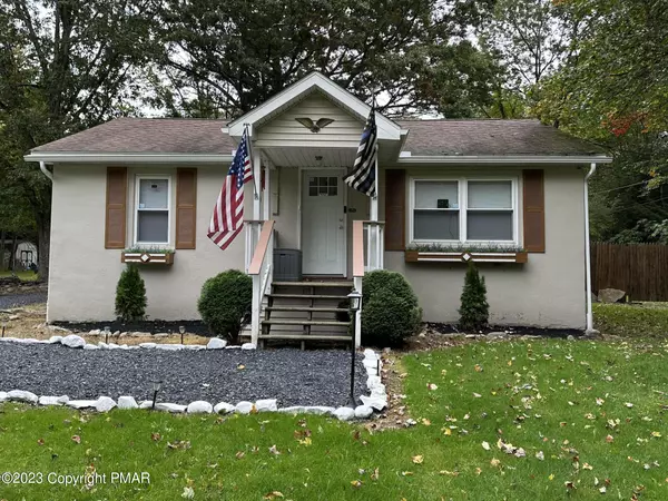 Cresco, PA 18326,332 Route 390 Route