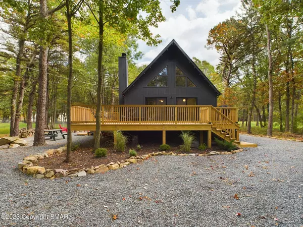 Long Pond, PA 18334,124 White Tail LN
