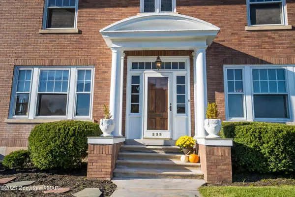 Northampton, PA 18067,237 E 19Th ST