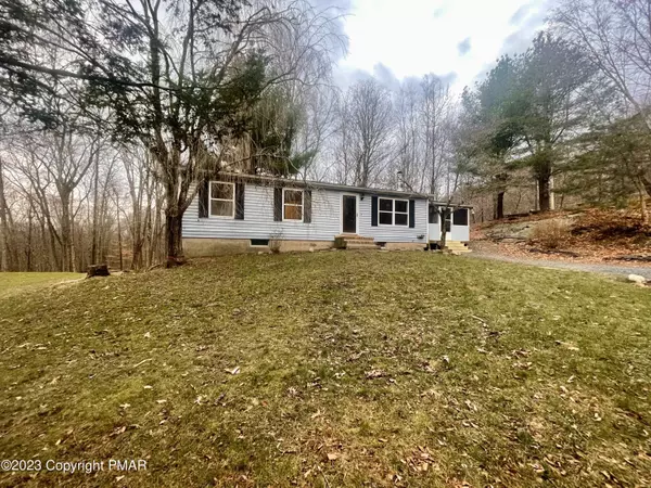153 Pomolae DR, Dingmans Ferry, PA 18328