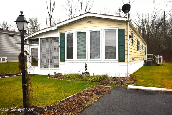 4 Independence WAY, Mount Bethel, PA 18343