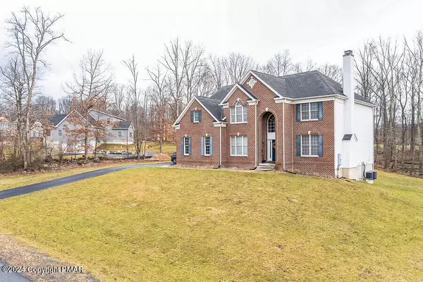 Mount Bethel, PA 18343,94 Hampton DR