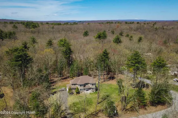 144 Glenoak DR, East Stroudsburg, PA 18301