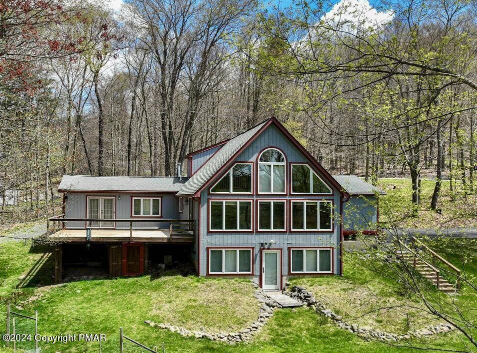 5118 Autumn LN, Pocono Lake, PA 18347