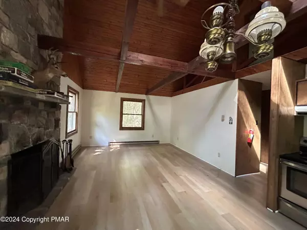 White Haven, PA 18661,4 Cherry Hill TER