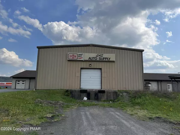 Brodheadsville, PA 18322,956 Weir Lake RD Road