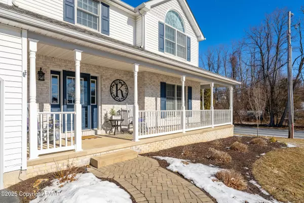 Wind Gap, PA 18091,346 E Center ST
