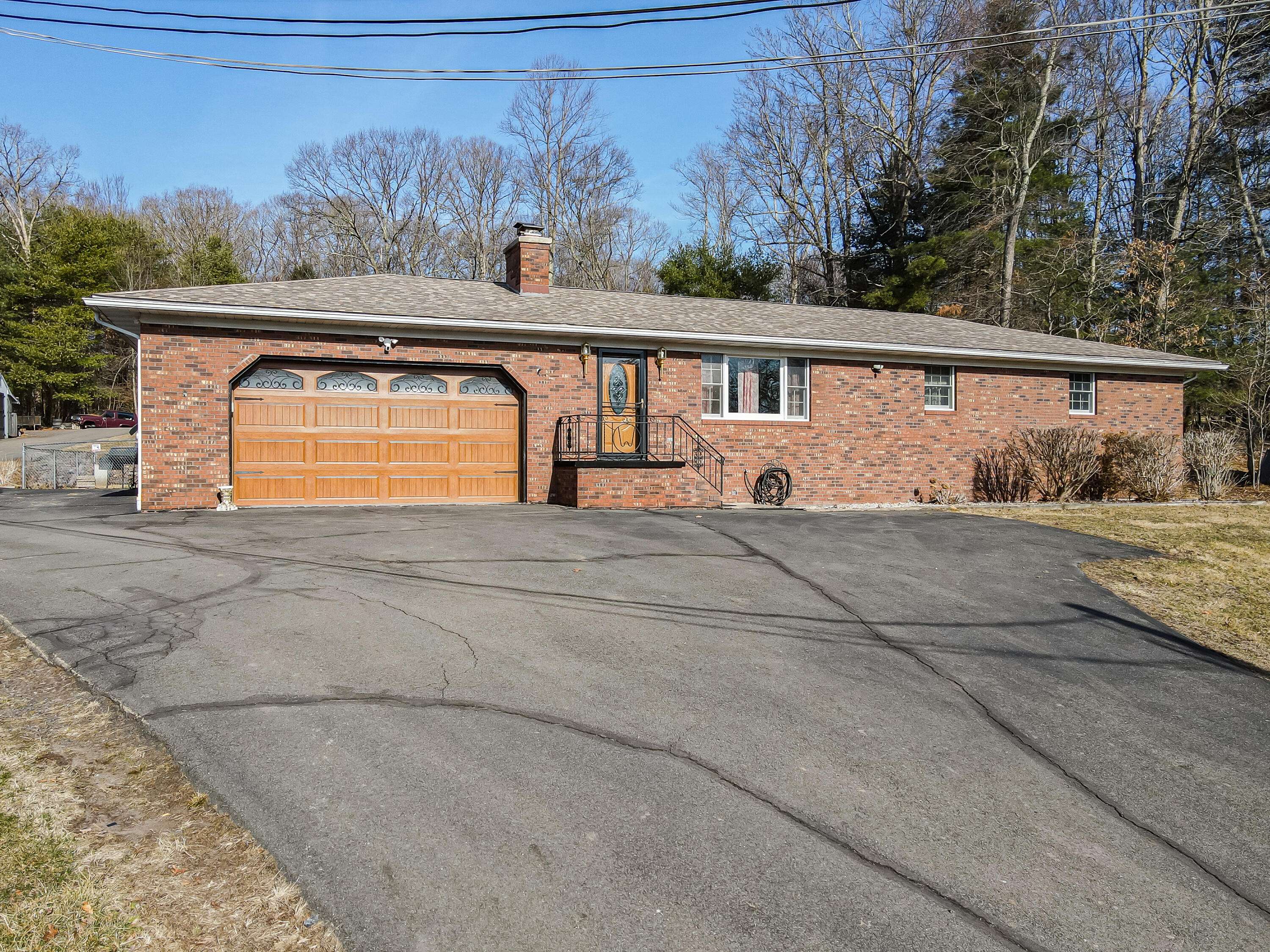 38 Lily Lake RD, Wapwallopen, PA 18660