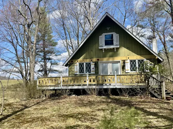 215 Outer DR,  Dingmans Ferry,  PA 18328