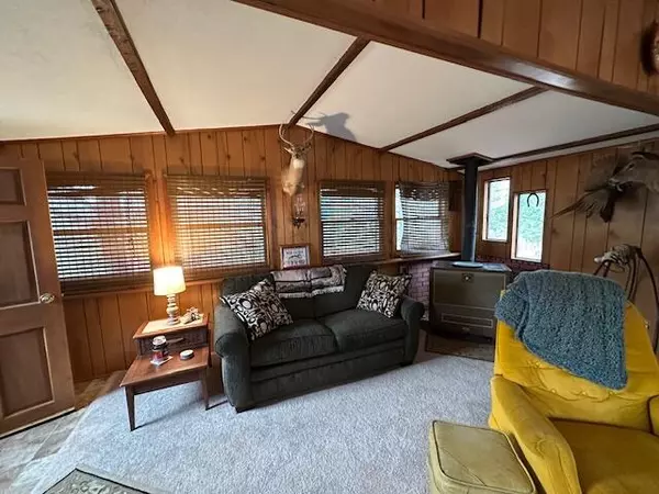 Cresco, PA 18326,134 Maple DR