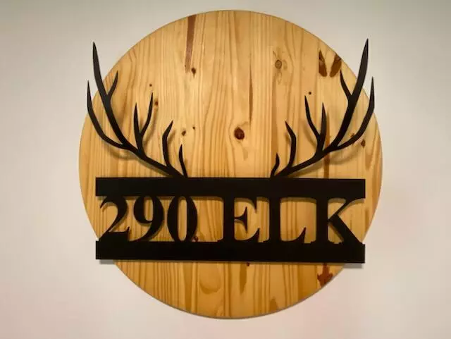 Blakeslee, PA 18610,290 Elk DR