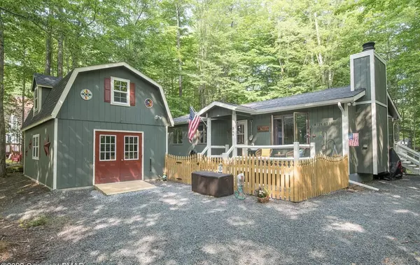 266 Maxatawny DR, Pocono Lake, PA 18347