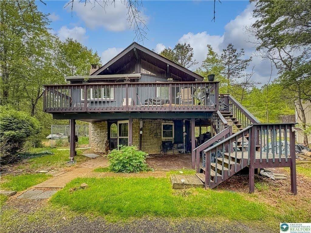 Long Pond, PA 18334,163 Granite RD