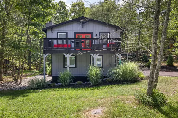 6114 Decker RD,  Bushkill,  PA 18324
