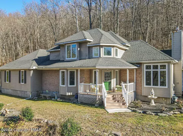 101 Water Hl LN, East Stroudsburg, PA 18301