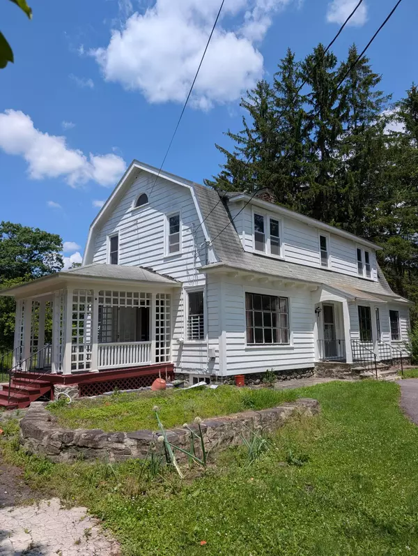 1105 1105 Route 390, Cresco, PA 18326