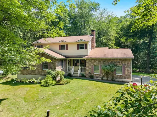 114 Gregory CT, Stroudsburg, PA 18360