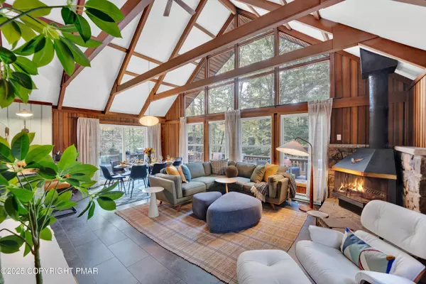 Clifton Township, PA 18424,22 Mountain Glen DR