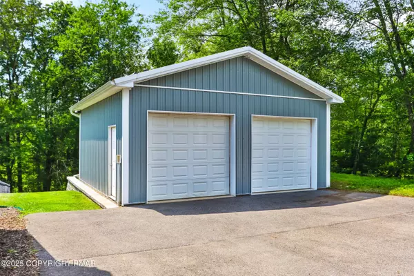 Saylorsburg, PA 18353,540 Rolling Pines DR