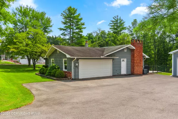 Saylorsburg, PA 18353,540 Rolling Pines DR