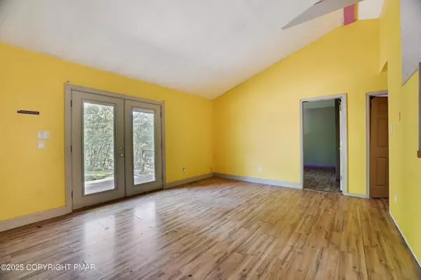 Cresco, PA 18326,218 Vista RD