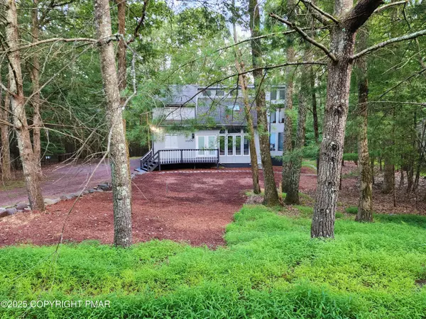 195 Hyland DR, East Stroudsburg, PA 18301
