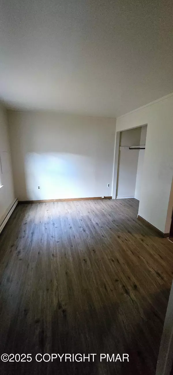 Cresco, PA 18326,3910 Route 447