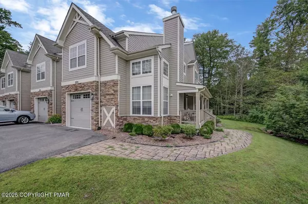 1410 Bungalow RD, Pocono Pines, PA 18350