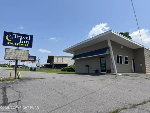 4217 Birney AVE, Moosic, PA 18507