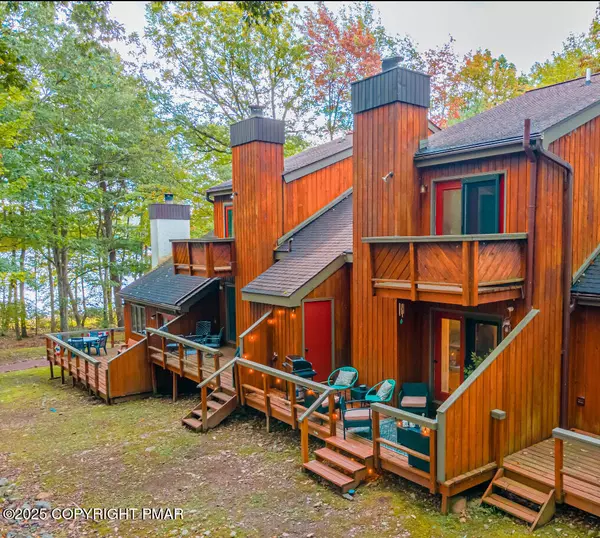 73 Warbler CT, Lake Harmony, PA 18624