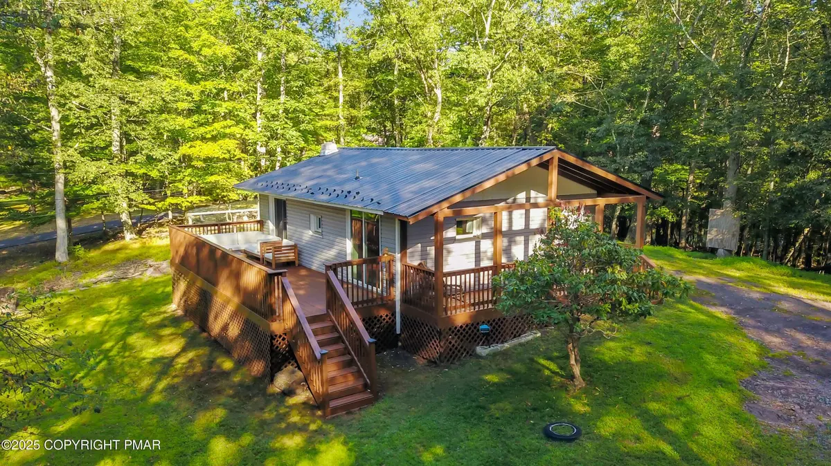 East Stroudsburg, PA 18302,492 Wooddale RD