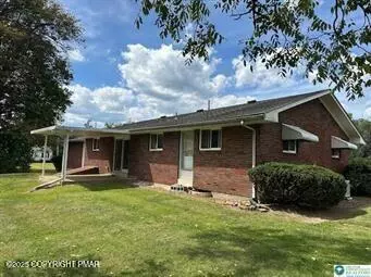 Mount Bethel, PA 18343,1821 Mount Bethel HWY