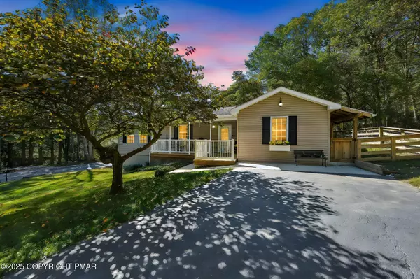 370 W White Bear DR, Summit Hill, PA 18250