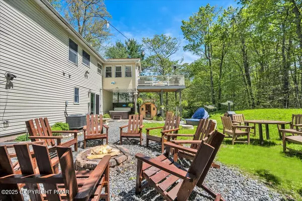 5307 Apache TRL, Tobyhanna, PA 18466