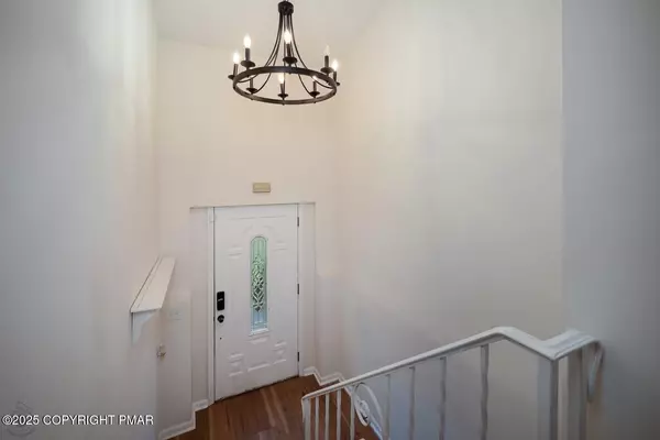 East Stroudsburg, PA 18302,84 Lenape DR