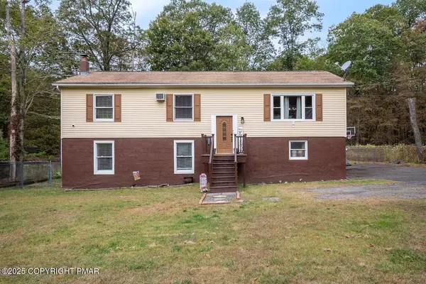 East Stroudsburg, PA 18302,84 Lenape DR