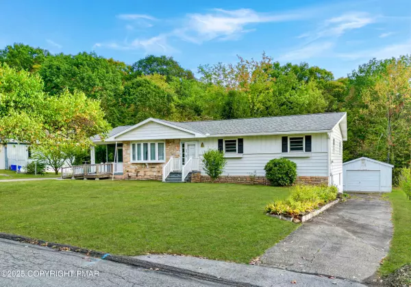 700 Union ST, Peckville, PA 18452