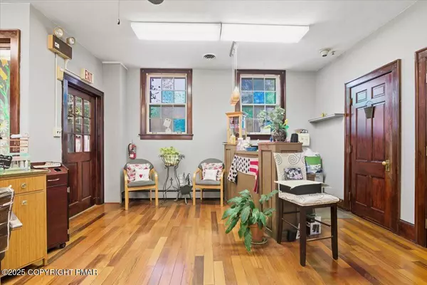 East Stroudsburg, PA 18301,169 Washington ST