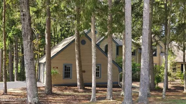 Buck Hill Falls, PA 18323,2167 Oak Hill DR